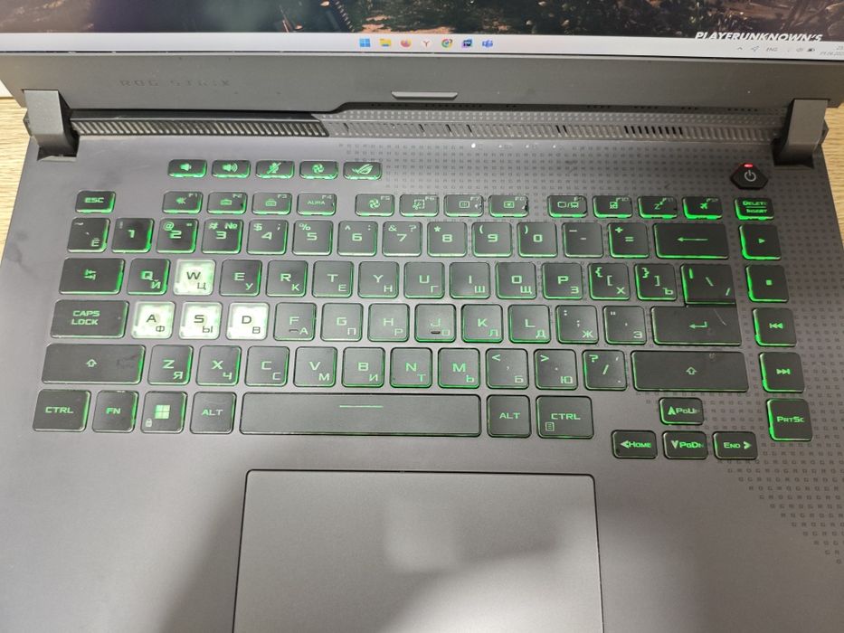 Ноутбук Asus Rog Strix G513IE