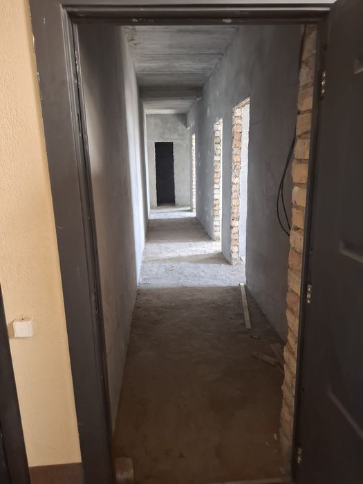 Kvartira 3-xonalik karobka