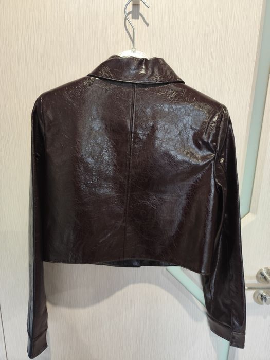 НОВО !!! Кожено,късо яке