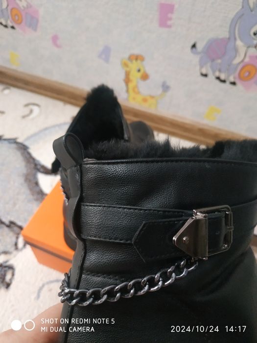 Корейские кожаные сапожки