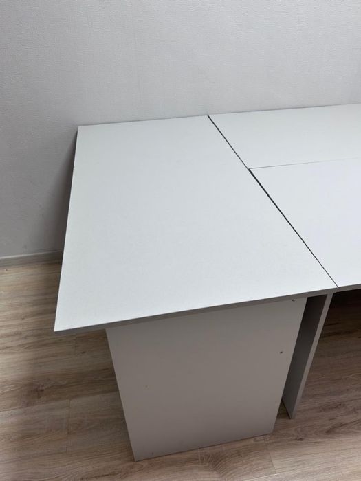 Продам парты”,”