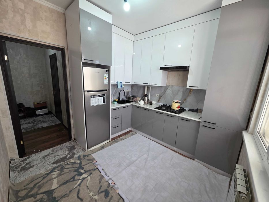 Yangi choshtepa 7 etajli domlardan 2 xonali uy sotiladi