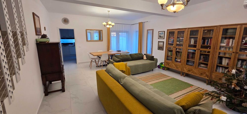 Vand casa tip duplex. 2025,  156 mp utili, 260 mp teren -  zona Pacii