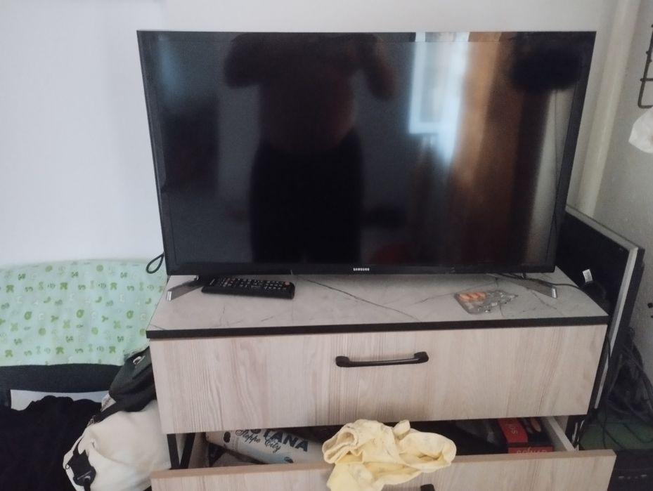 Samsung телевизор