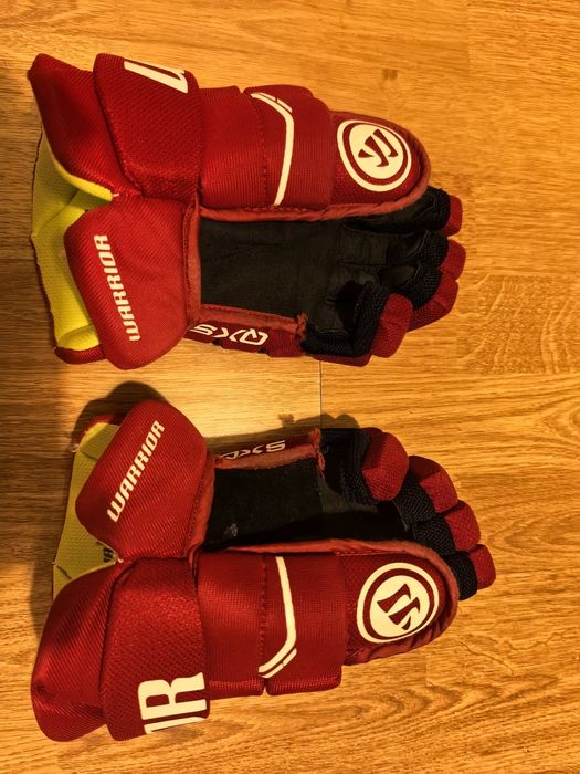 Manusi hochei Warrior