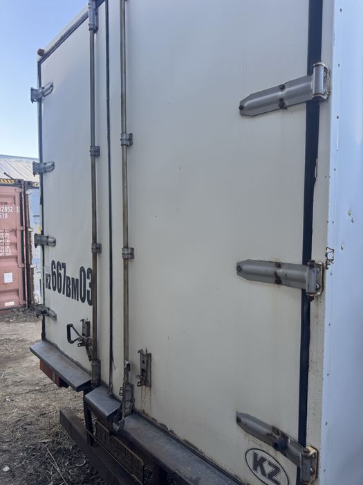 Продам будку с рэфом