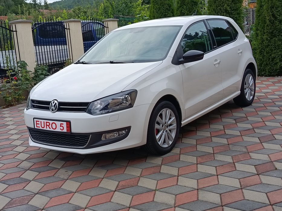 VOLKSWAGEN Polo 2012 — imagine 3