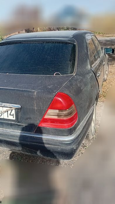 Продам C180 W202 M111