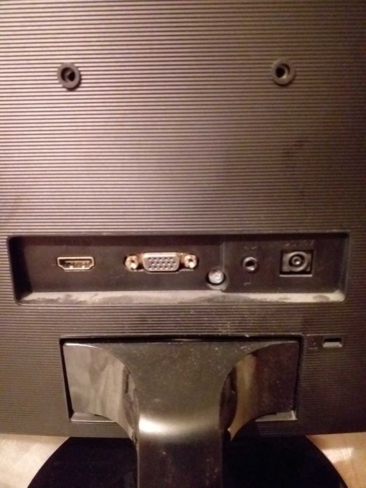 Нов 24" инчов извит Samsung монитор