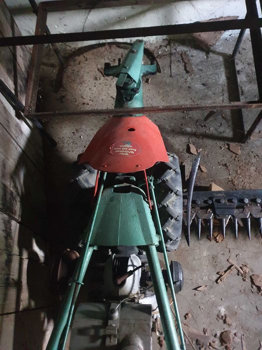 Motocoasa nemteasca,motor Hirth