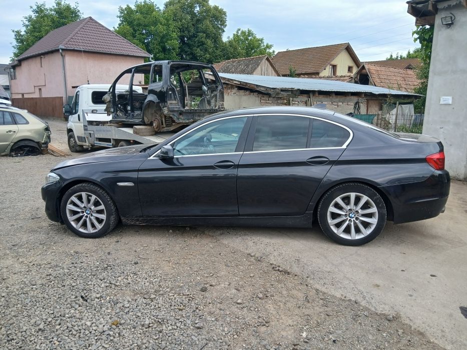 Dezmembrez Piese Bmw F10 din 2011