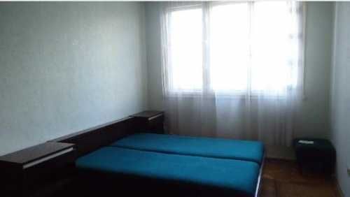 Дава се под наем Едностаен апартамент в Бургас, Център - 89 кв.м за 225 € - Снимка #3