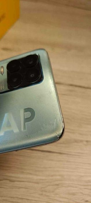 Смартфон Realme 8 Pro