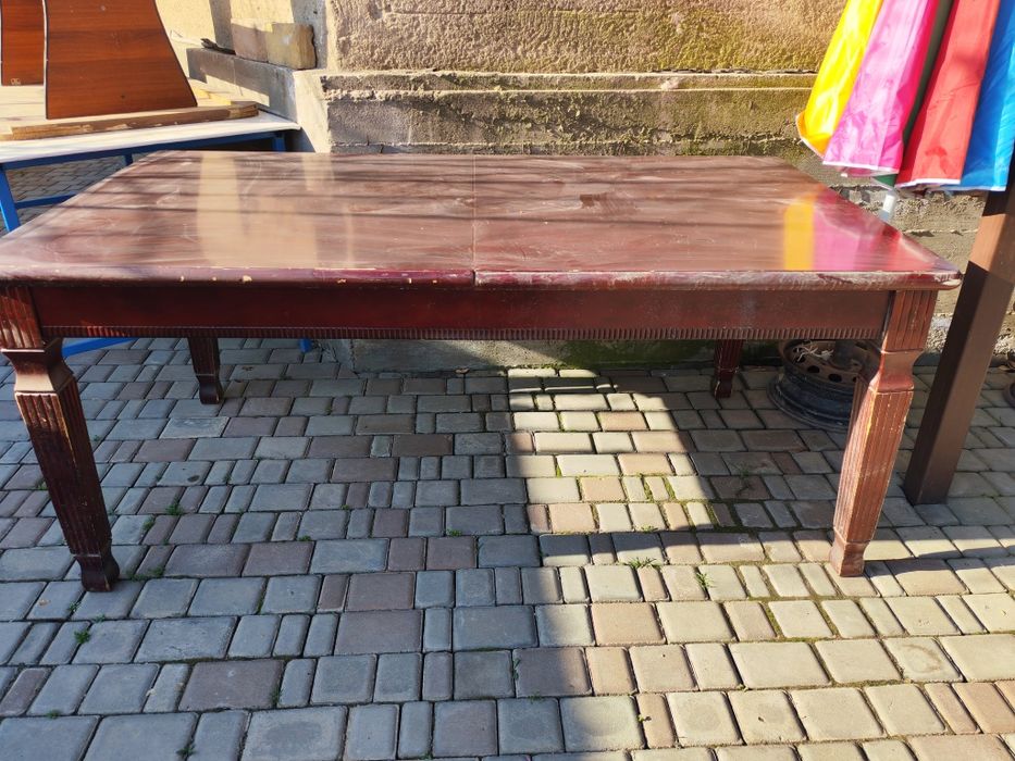 Стол дубовый открывается