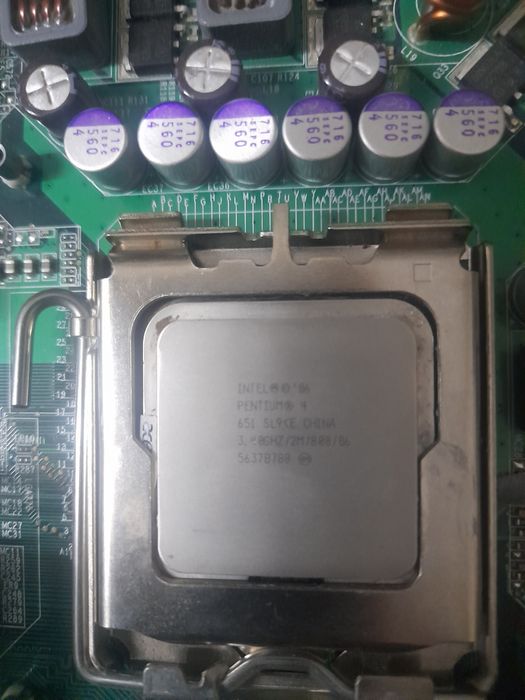 Продам материнскую плату