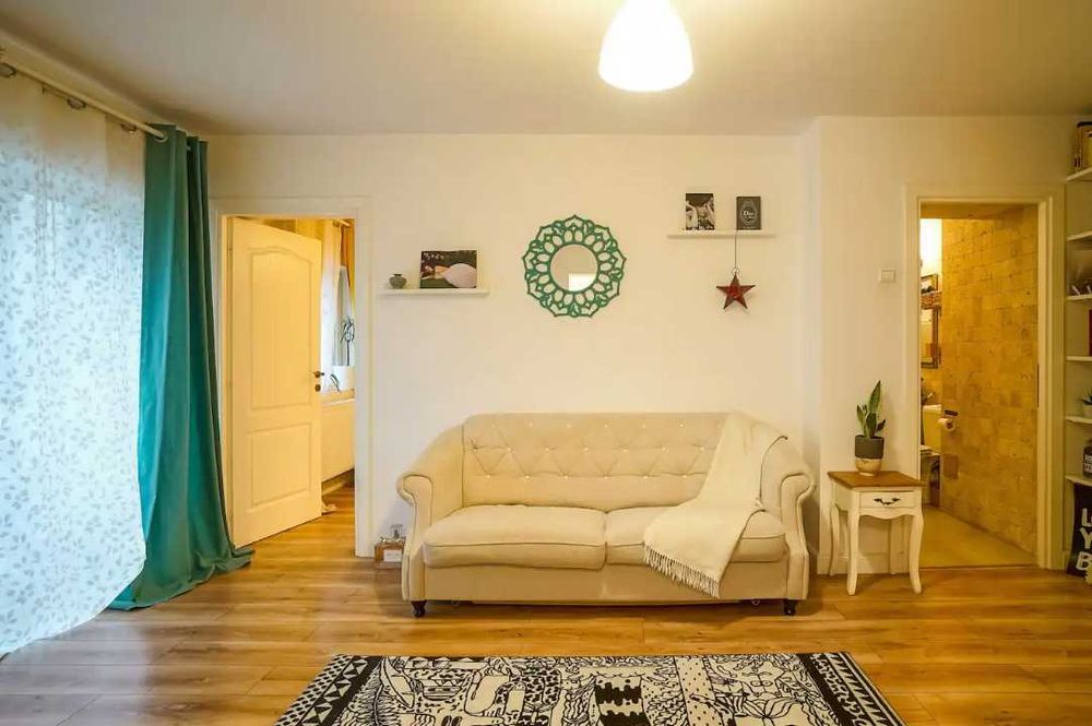 Дава се под наем Двустаен апартамент в Пловдив, Изгрев - 57 кв.м за 346.8 € - Снимка #1