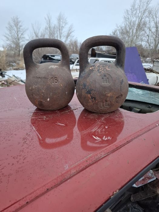 Продам гири по две 16 кг