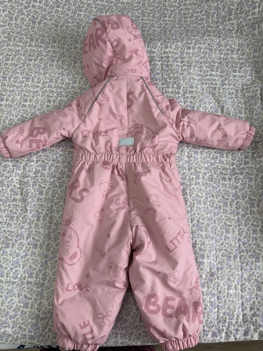 Розовый комбинизон для девочки