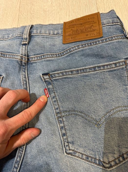 Blugi Levi’s slim fit