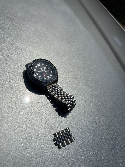 Seiko 5s gmt automatic