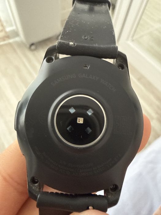 часы Galaxy watch