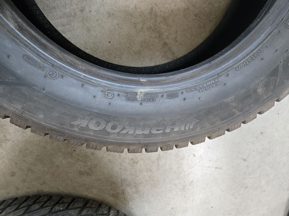 Anvelope iarna 225 60 17 Hankook dot2022 ca si noi