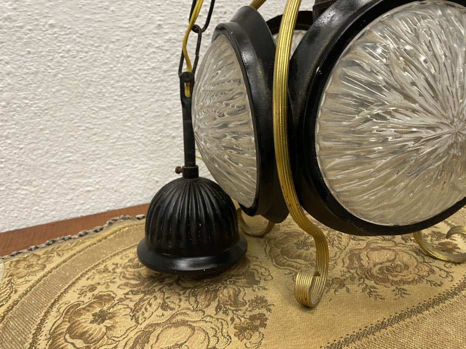 Немски винтидж полилей  с криатални стъкла и орнаменти от месинг