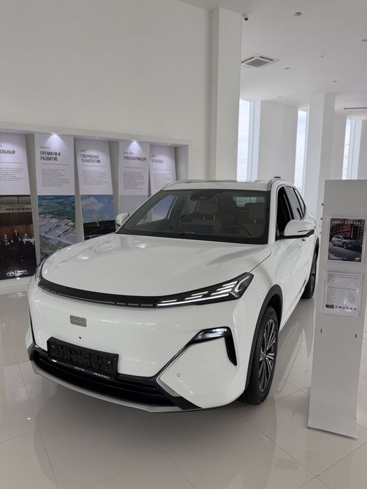 Geely EX5-EMi.