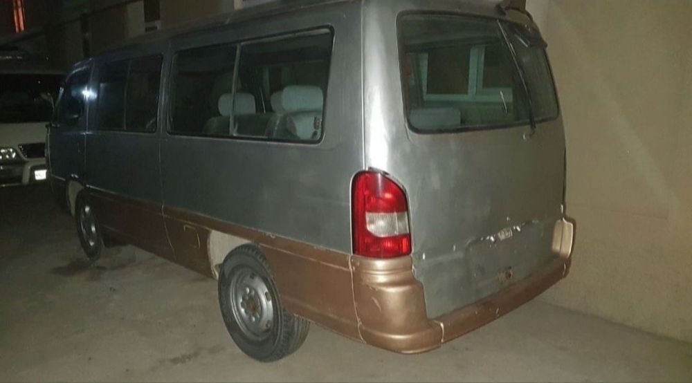 Истана микроавтобус кузов сотилади