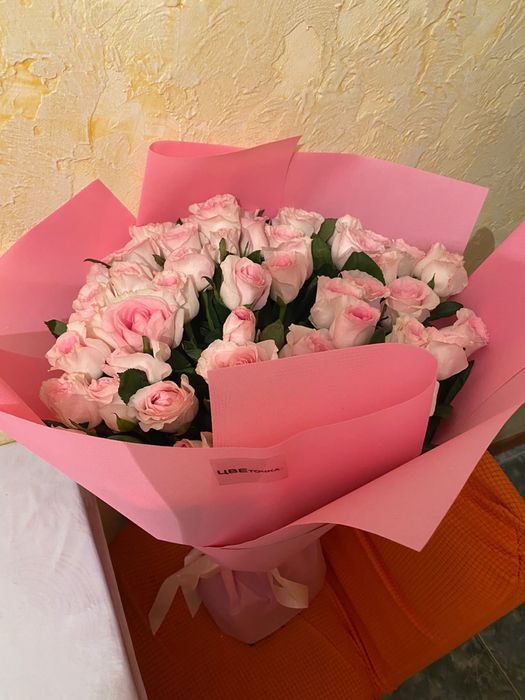 свежий букет 1метр 51роза