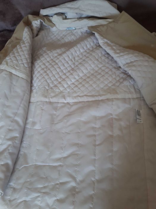 Haină ,UȘOARĂ, primăvară-toamnă,  cu gluga detașabila, din tercot