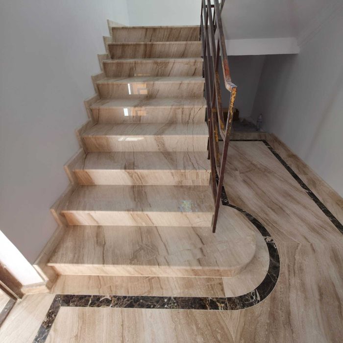 Construim case la rosu/Finisaje/Fatade//Fundatii/Acoperisuri