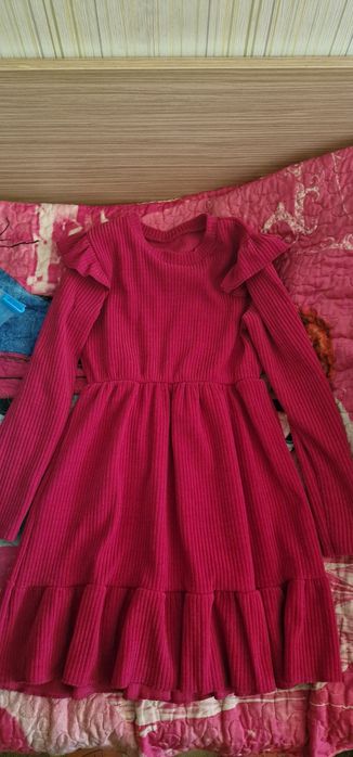 Пуловери, блузки,рокли