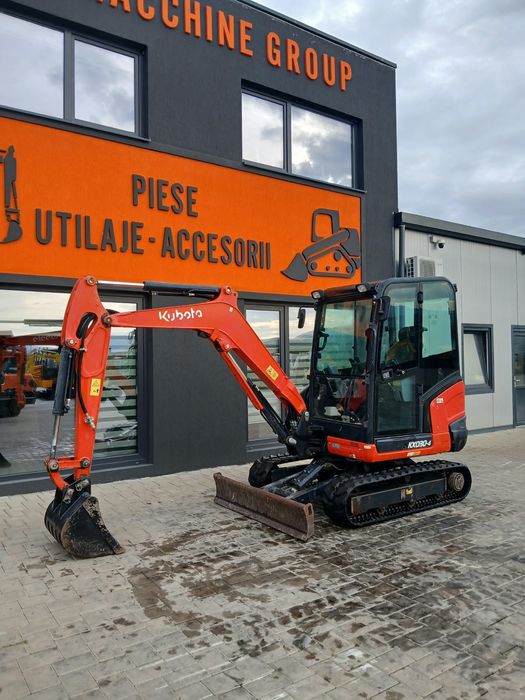 Kubota KX30 – Miniexcavator 3 tone – 2 cupe