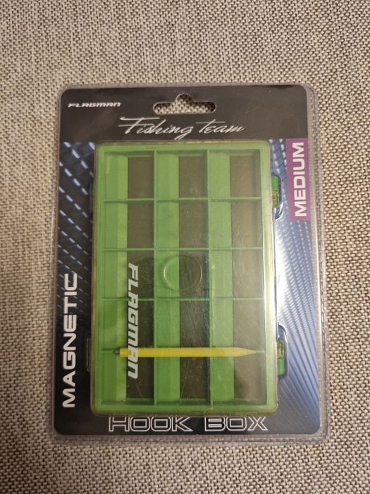 Магнитная коробка для крючков Flagman hook box