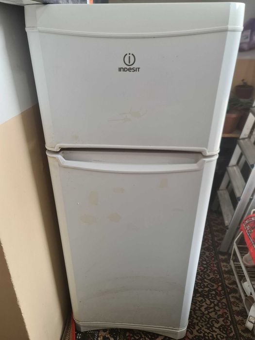 Холодильник Indesit T4R Б.У