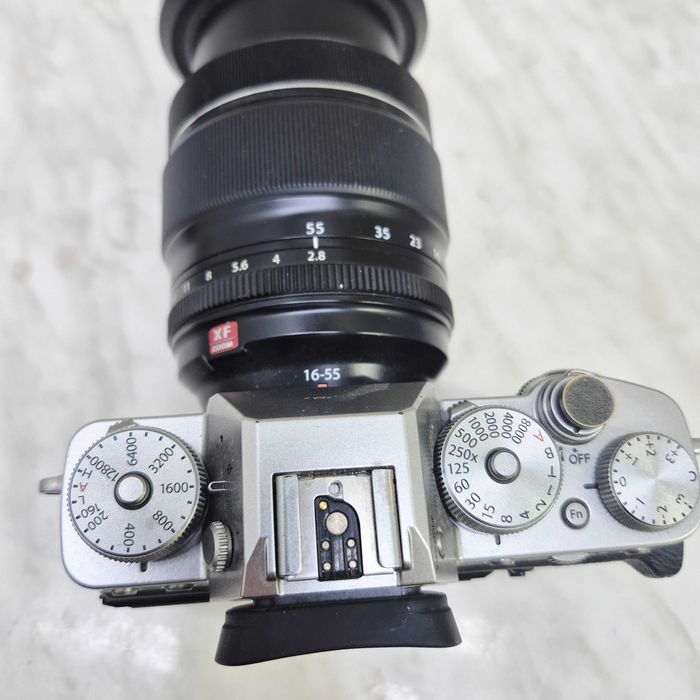 Aparat foto Fujifilm X-T3 +Obiectiv Fujifilm XF 16-55mm Zeus