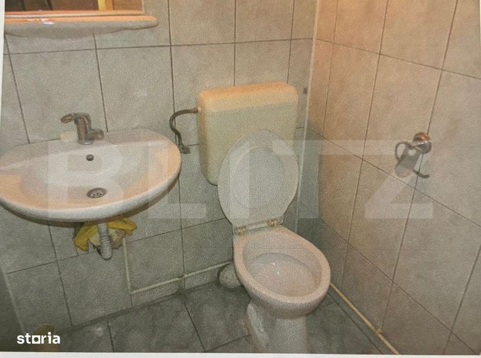 Apartament 3 camere, 76 mp, etaj 2, zona Calea Bucuresti