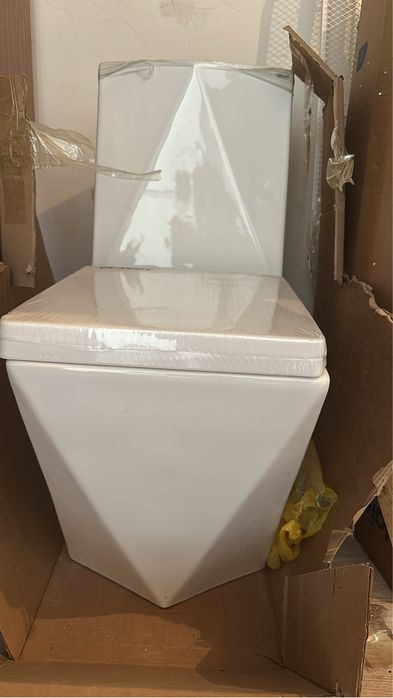 Продам напольный унитаз