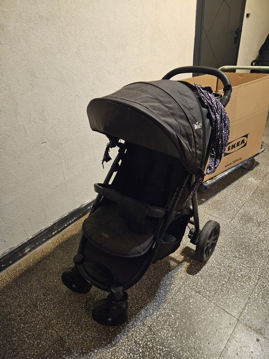 Детска количка Joie