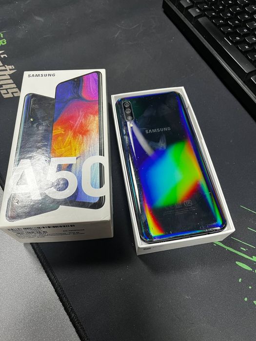 Samsung a 50 6/128 gb