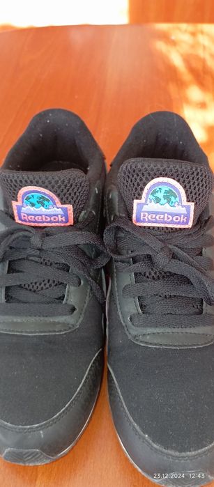 Reebok  40 номер