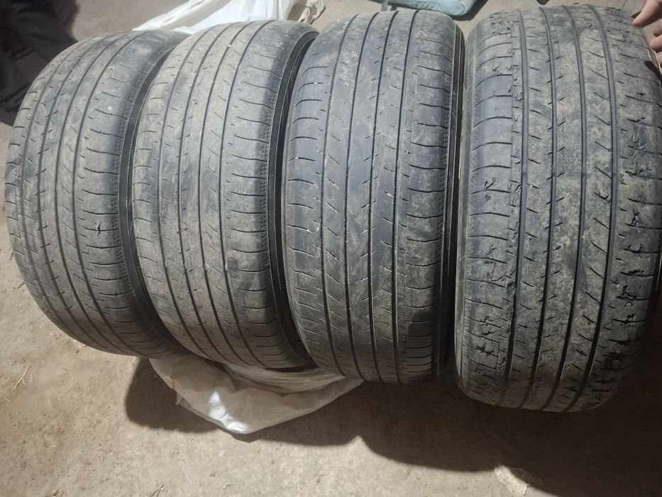 Шина Yokahama 215/55 R17