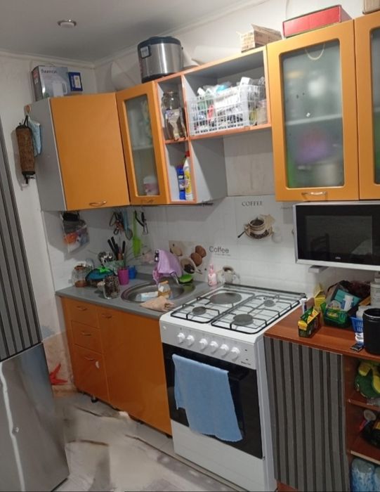 Продам кухонный гарнитур.