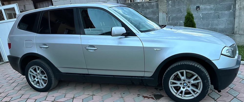 Vand bmw x3 in stare buna