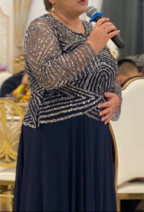 Платье вечернее шикарное