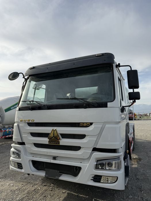Миксер Автобетоносмеситель