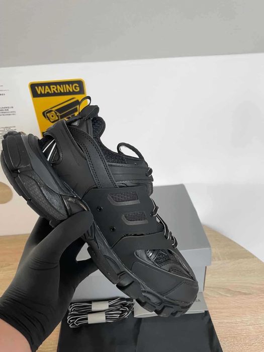 Balenciaga Track marime 43