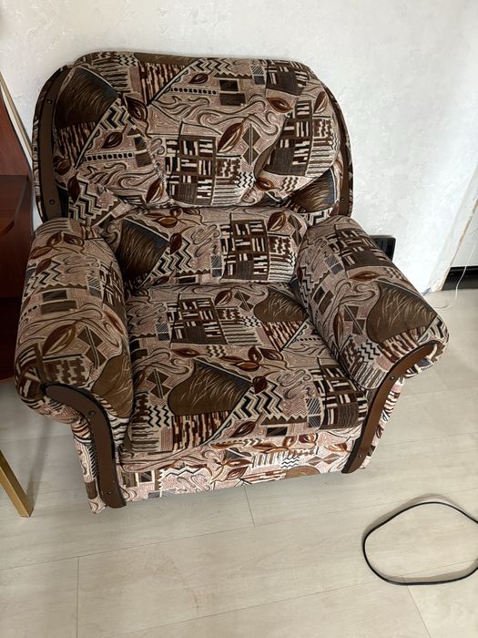 Продаётся кресло