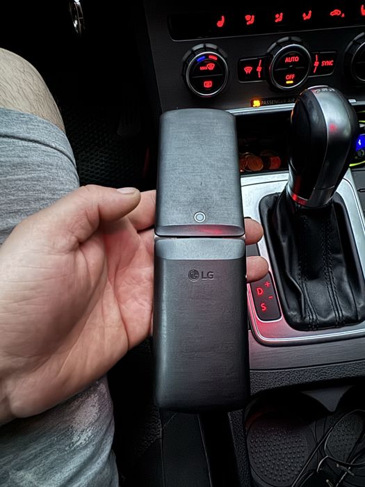 LG ретро телефон